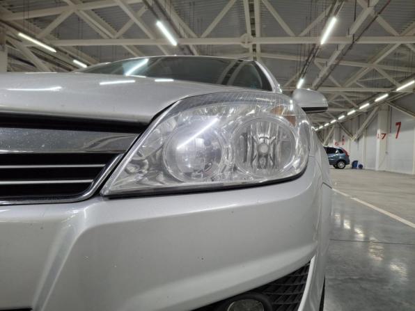 Opel Astra H Рестайлинг с пробегом 2012 года, цена 589 000 рублей, 213035 км, седан, Автокод Объявления