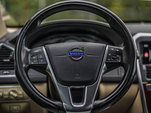 Volvo XC60 I Рестайлинг с пробегом 2013 года, цена 1 475 000 рублей, 256389 км, внедорожник, Автокод Объявления