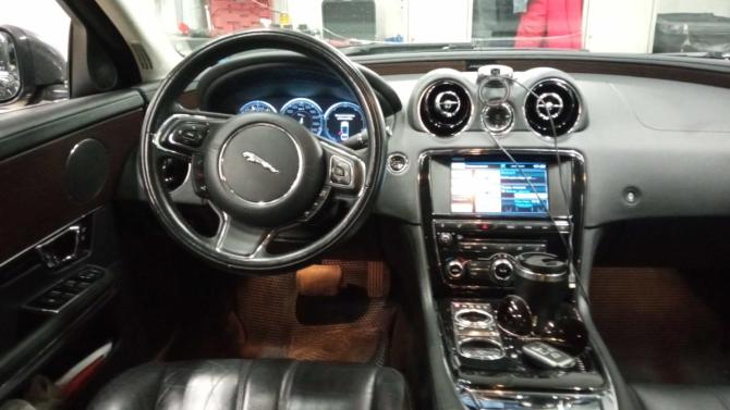Jaguar XJ IV (X351) с пробегом 2014 года, цена 1 648 000 рублей, 121939 км, седан, Автокод Объявления
