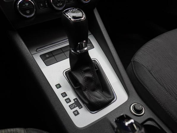 Skoda Octavia III (A7) с пробегом 2015 года, цена 1 598 000 рублей, 77470 км, лифтбек, Автокод Объявления