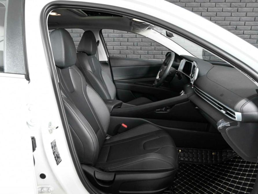 Hyundai Elantra VII (CN7) Рестайлинг Екатеринбург  - изображение 12