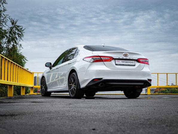 Toyota Camry VIII (XV70) Рестайлинг с пробегом 2021 года, цена 2 569 999 рублей, 125974 км, седан, Автокод Объявления