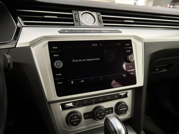 Volkswagen Passat B8 с пробегом 2019 года, цена 2 075 000 рублей, 121278 км, седан, Автокод Объявления