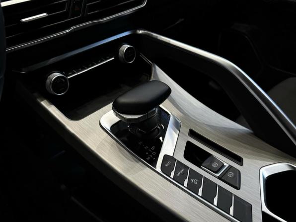 Geely Coolray I с пробегом 2023 года, цена 1 785 000 рублей, 47511 км, внедорожник, Автокод Объявления