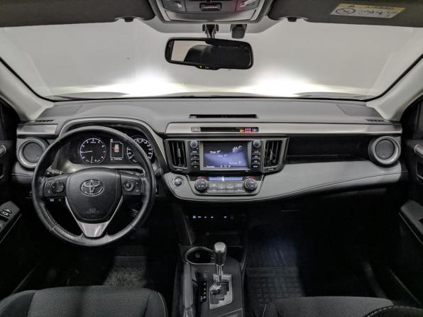 Toyota RAV4 IV (XA40) Рестайлинг с пробегом 2018 года, цена 2 590 000 рублей, 145534 км, внедорожник, Автокод Объявления