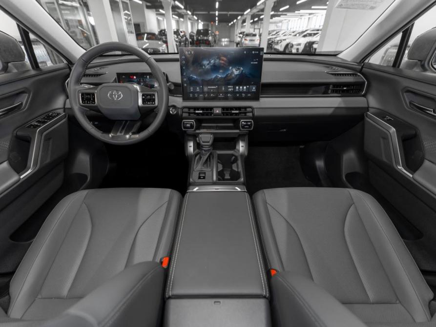 Toyota RAV4 VI (XA60) Москва  - изображение 8