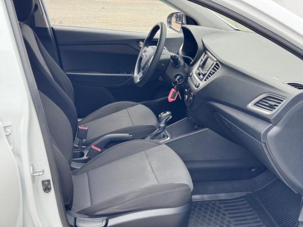 Hyundai Solaris II Рестайлинг с пробегом 2020 года, цена 1 330 000 рублей, 66056 км, седан, Автокод Объявления