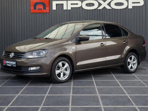 Volkswagen Polo V Рестайлинг с пробегом 2016 года, цена 1 032 000 рублей, 115278 км, седан, Автокод Объявления