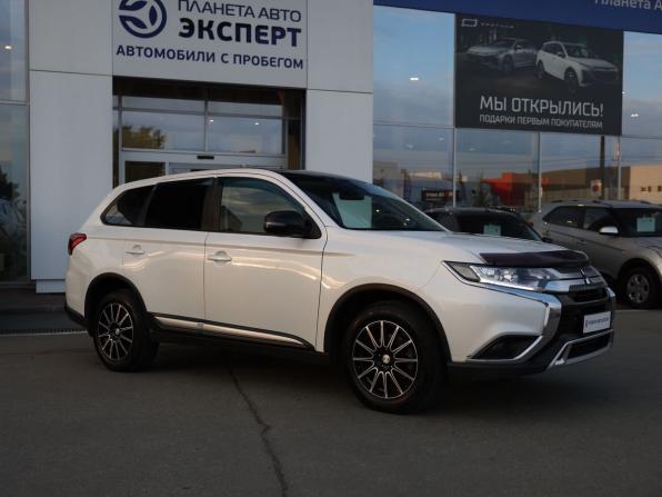 Mitsubishi Outlander III Рестайлинг 3 с пробегом 2019 года, цена 2 050 000 рублей, 137474 км, внедорожник, Автокод Объявления