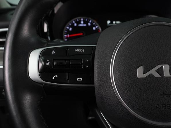 Kia K5 III с пробегом 2022 года, цена 2 679 000 рублей, 32113 км, седан, Автокод Объявления