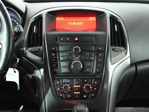 Opel Astra J с пробегом 2012 года, цена 650 000 рублей, 218106 км, хэтчбек, Автокод Объявления