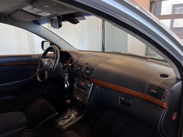 Toyota Avensis II Рестайлинг с пробегом 2007 года, цена 870 000 рублей, 256556 км, седан, Автокод Объявления