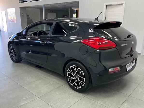 Kia Ceed II Рестайлинг с пробегом 2015 года, цена 1 190 000 рублей, 156000 км, хэтчбек, Автокод Объявления