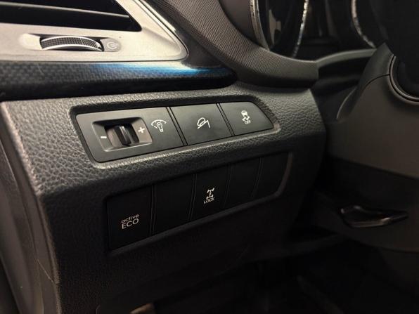 Hyundai Santa Fe III с пробегом 2012 года, цена 1 650 000 рублей, 223000 км, внедорожник, Автокод Объявления