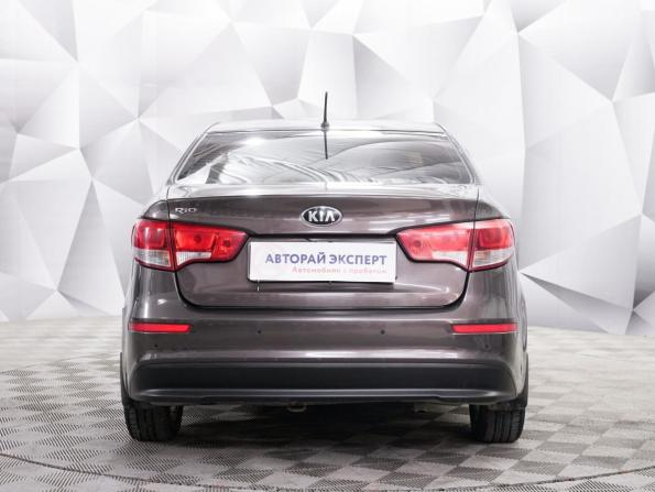 Kia Rio III Рестайлинг с пробегом 2016 года, цена 797 000 рублей, 215632 км, седан, Автокод Объявления