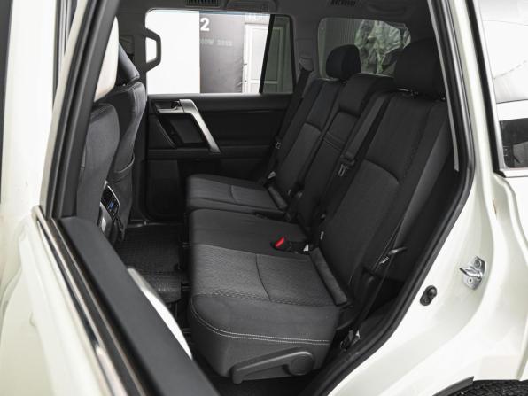 Toyota Land Cruiser Prado 150 Series Рестайлинг 2 с пробегом 2019 года, цена 6 869 000 рублей, 46561 км, внедорожник, Автокод Объявления