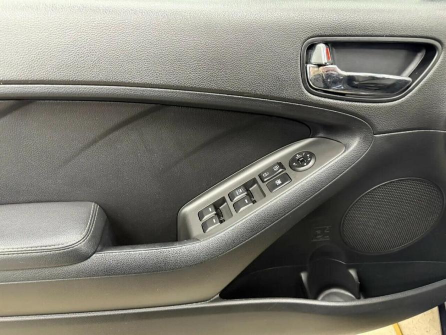Kia Cerato III Рестайлинг (Classic) Набережные Челны  - изображение 6