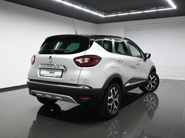 Renault Kaptur I с пробегом 2016 года, цена 1 645 000 рублей, 128807 км, внедорожник, Автокод Объявления
