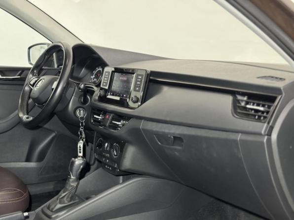 Skoda Rapid I Рестайлинг с пробегом 2020 года, цена 1 730 000 рублей, 64136 км, лифтбек, Автокод Объявления