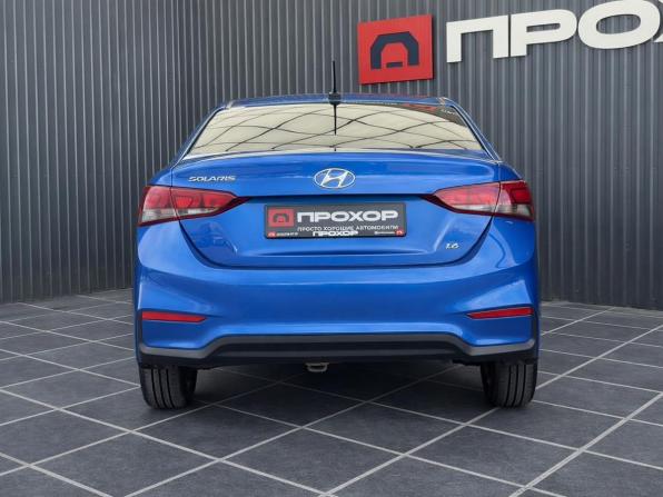 Hyundai Solaris II с пробегом 2018 года, цена 1 157 000 рублей, 106337 км, седан, Автокод Объявления
