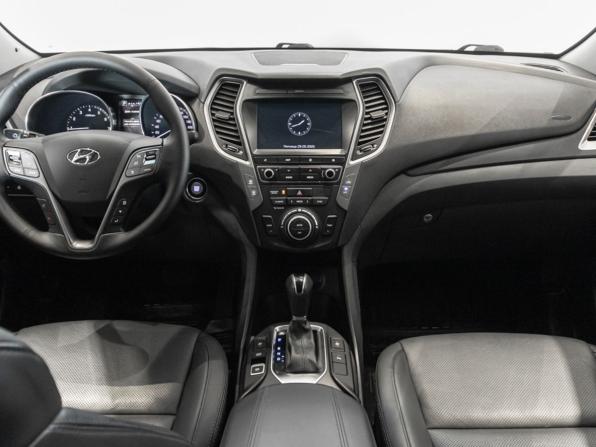 Hyundai Santa Fe III Рестайлинг с пробегом 2017 года, цена 2 212 548 рублей, 114800 км, внедорожник, Автокод Объявления