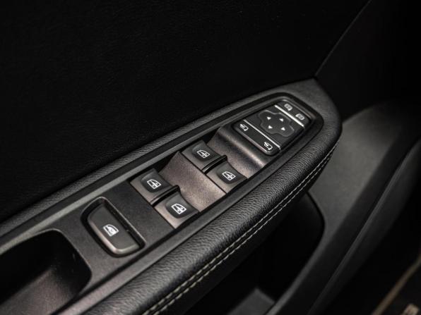 Renault Arkana I с пробегом 2019 года, цена 1 399 000 рублей, 92617 км, внедорожник, Автокод Объявления