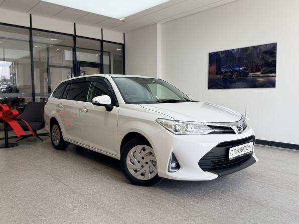 Toyota Corolla XI (E160 E170) Рестайлинг 2 с пробегом 2018 года, цена 1 275 000 рублей, 133340 км, универсал, Автокод Объявления