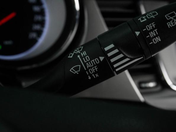 Opel Astra K Рестайлинг с пробегом 2019 года, цена 1 399 000 рублей, 127171 км, универсал, Автокод Объявления