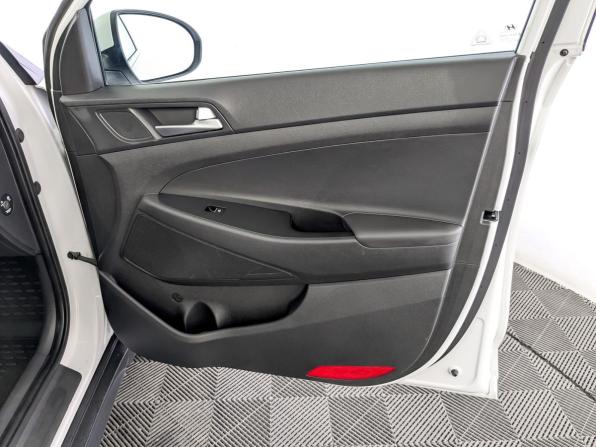 Hyundai Tucson III Рестайлинг с пробегом 2019 года, цена 2 350 000 рублей, 108984 км, внедорожник, Автокод Объявления