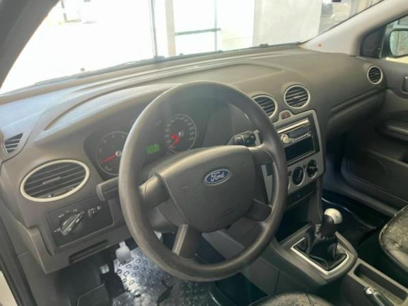 Ford Focus II с пробегом 2006 года, цена 294 000 рублей, 329247 км, седан, Автокод Объявления