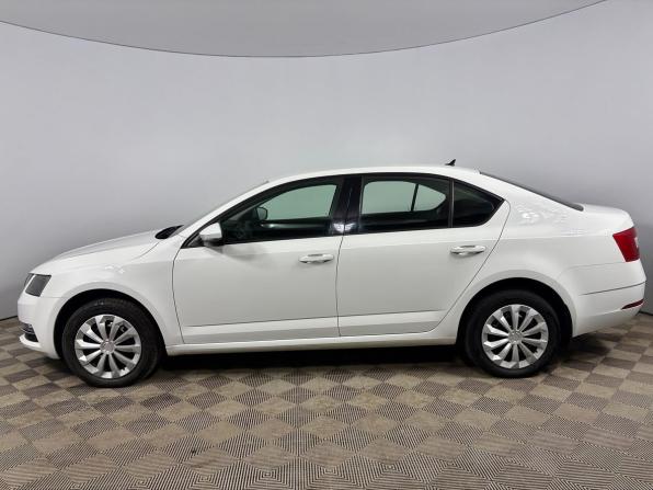 Skoda Octavia III (A7) Рестайлинг с пробегом 2019 года, цена 1 990 000 рублей, 72326 км, лифтбек, Автокод Объявления