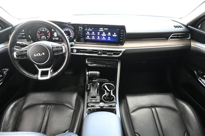 Kia K5 III с пробегом 2022 года, цена 2 620 000 рублей, 113000 км, седан, Автокод Объявления