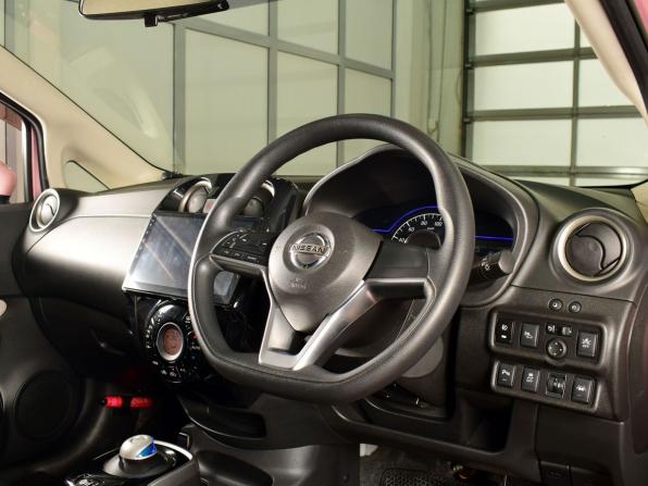 Nissan Note II Рестайлинг с пробегом 2019 года, цена 989 999 рублей, 84329 км, хэтчбек, Автокод Объявления