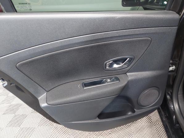 Renault Fluence I Рестайлинг с пробегом 2014 года, цена 835 000 рублей, 96217 км, седан, Автокод Объявления