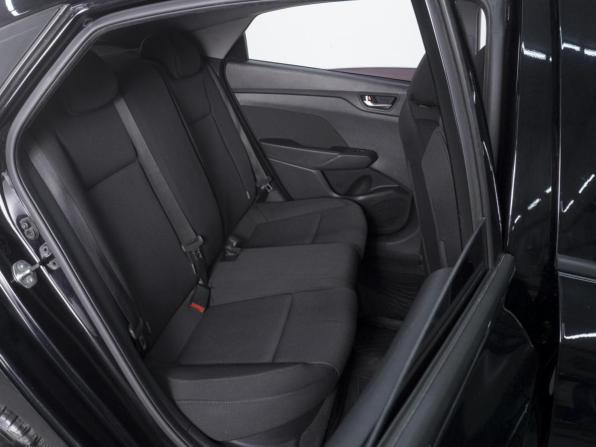 Hyundai Solaris II с пробегом 2019 года, цена 1 379 000 рублей, 107110 км, седан, Автокод Объявления