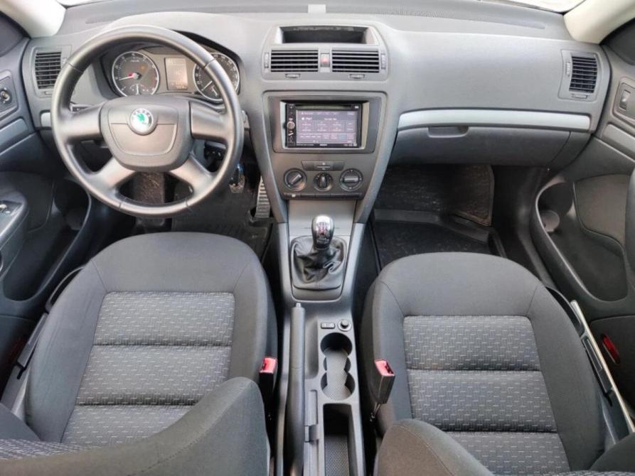 Skoda Octavia II (A5) Рестайлинг Набережные Челны  - изображение 13