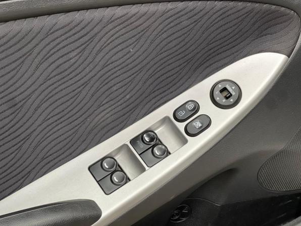 Hyundai Solaris I с пробегом 2013 года, цена 820 000 рублей, 224000 км, седан, Автокод Объявления