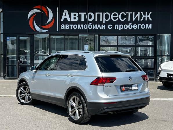 Volkswagen Tiguan II с пробегом 2018 года, цена 2 200 000 рублей, 123753 км, внедорожник, Автокод Объявления