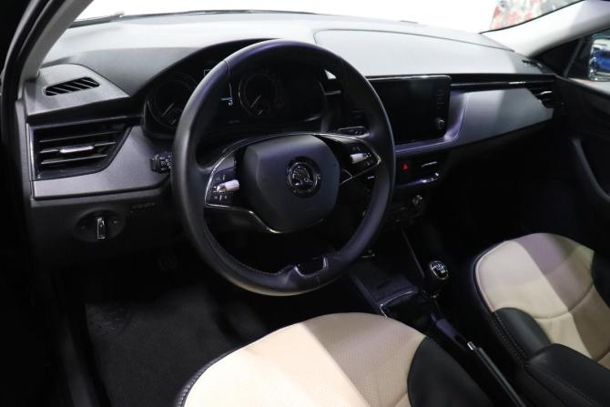 Skoda Rapid II с пробегом 2020 года, цена 1 486 000 рублей, 98276 км, лифтбек, Автокод Объявления