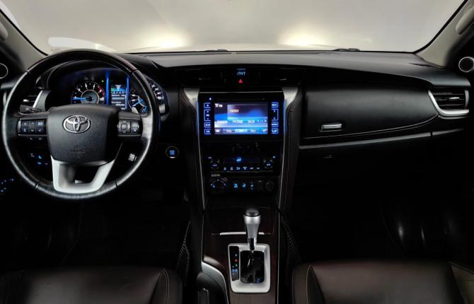 Toyota Fortuner II с пробегом 2018 года, цена 3 249 000 рублей, 198480 км, внедорожник, Автокод Объявления