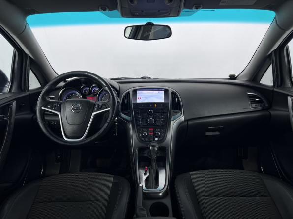 Opel Astra J с пробегом 2011 года, цена 575 000 рублей, 216876 км, хэтчбек, Автокод Объявления