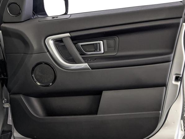 Land Rover Discovery Sport I с пробегом 2018 года, цена 2 399 000 рублей, 136078 км, внедорожник, Автокод Объявления