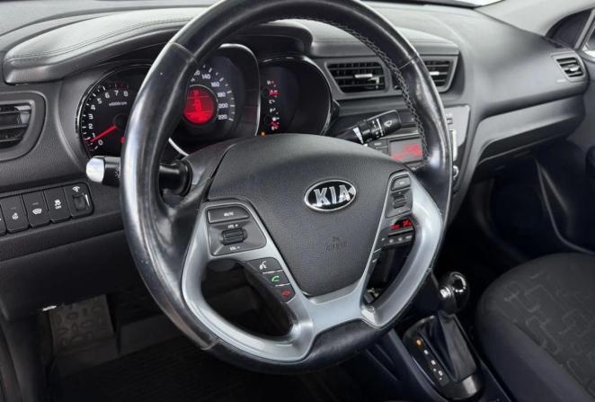 Kia Rio III Рестайлинг с пробегом 2015 года, цена 1 300 000 рублей, 119389 км, седан, Автокод Объявления