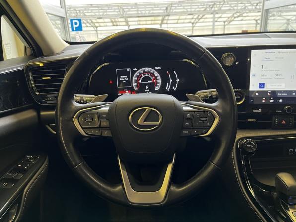 Lexus NX I Рестайлинг с пробегом 2021 года, цена 5 350 000 рублей, 44900 км, внедорожник, Автокод Объявления