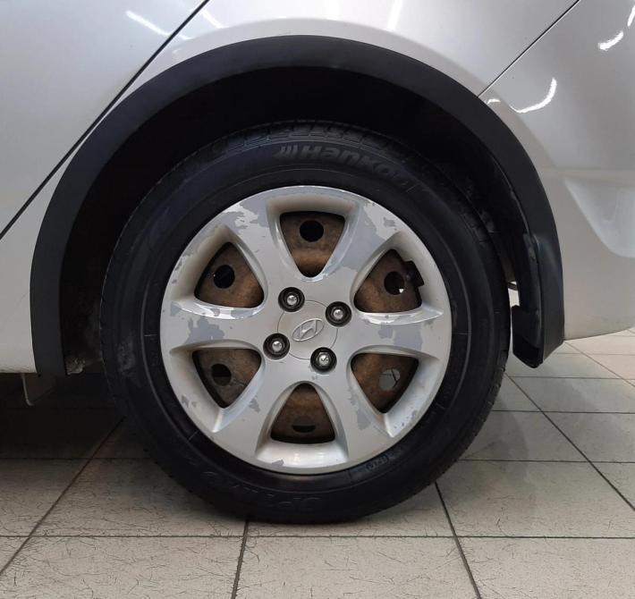 Hyundai Solaris I Москва  - изображение 13