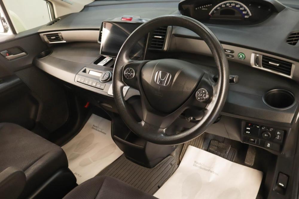 Honda Freed I Челябинск  - изображение 9