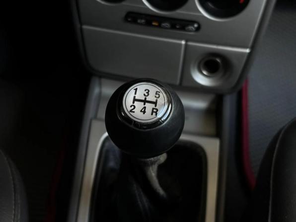 Kia Shuma II с пробегом 2003 года, цена 249 000 рублей, 356353 км, хэтчбек, Автокод Объявления