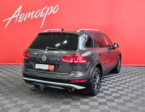 Volkswagen Touareg II с пробегом 2011 года, цена 1 550 000 рублей, 233596 км, внедорожник, Автокод Объявления