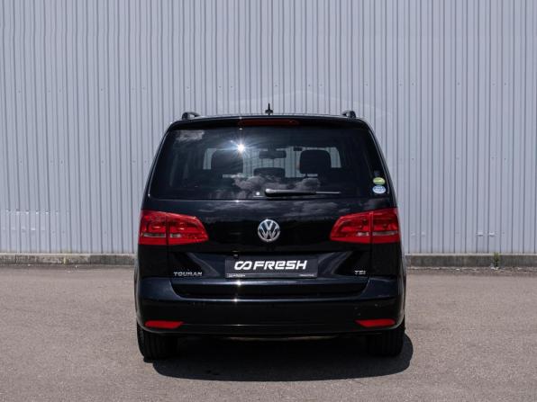Volkswagen Touran I Рестайлинг 2 с пробегом 2013 года, цена 1 249 000 рублей, 67243 км, компактвэн, Автокод Объявления