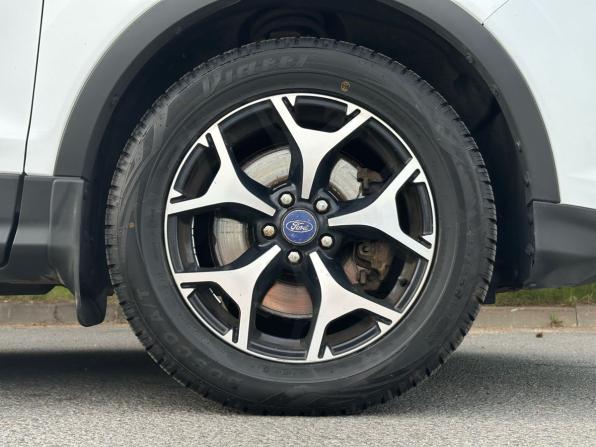 Ford Kuga II с пробегом 2015 года, цена 1 059 000 рублей, 242154 км, внедорожник, Автокод Объявления